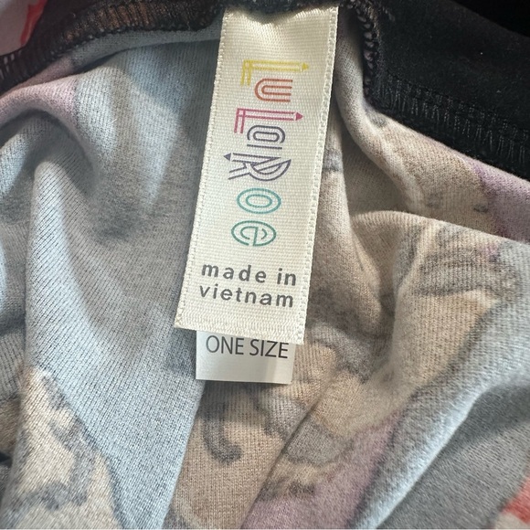 Lularoe womens OS (2-12) Cupcake Leggings New no tags - Picture 4 of 5